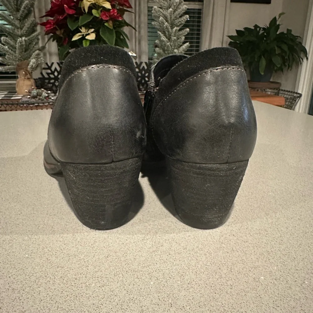 Kirk-Ease Leather Heeled Ankle Boots